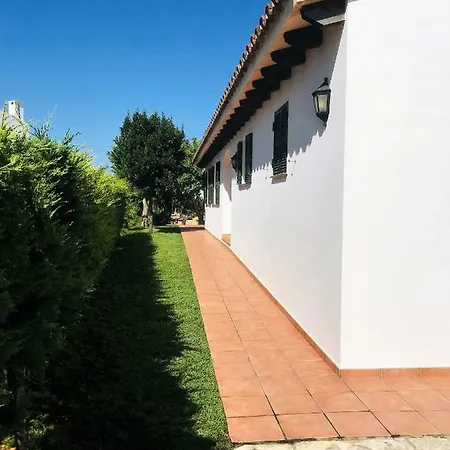 6 Con Piscina Privada. Villa *