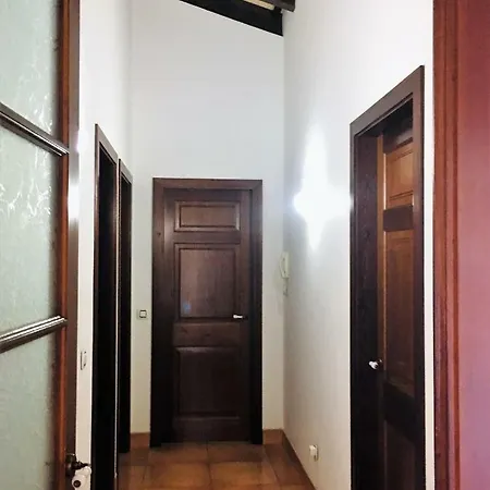 6 Con Piscina Privada. *