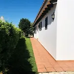 6 Con Piscina Privada. Villa *