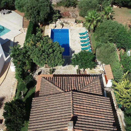 6 Con Piscina Privada. Villa *