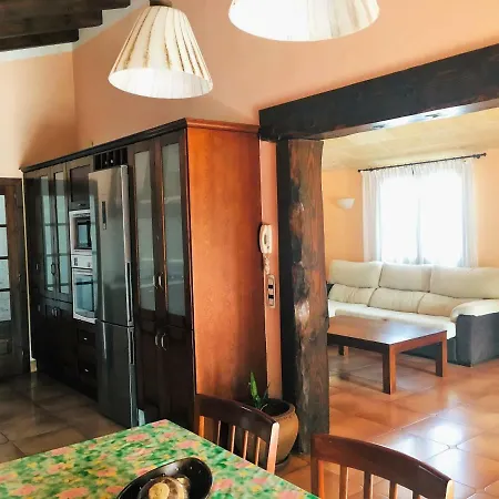 6 Con Piscina Privada. Villa *