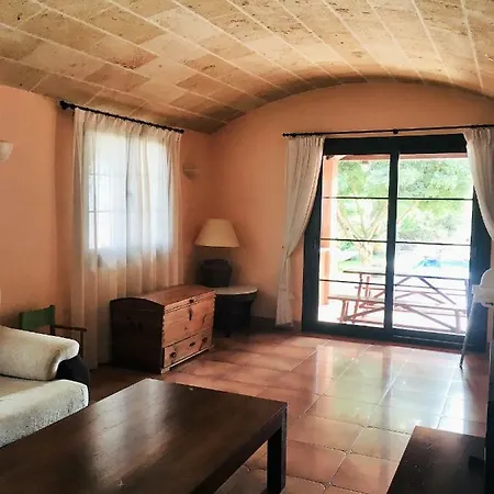 6 Con Piscina Privada. *