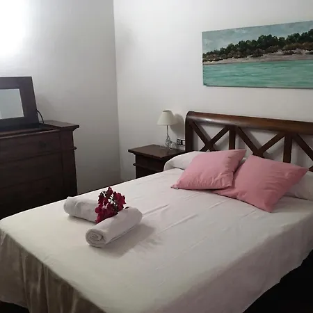 6 Con Piscina Privada. Villa *