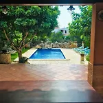 Villa 6 Con Piscina Privada. *